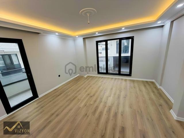 Bayramoğlunda Satılık Asansörlü 2+1 Daire