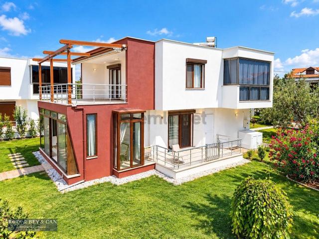 Rota'dan | Havuzlu | Denize Sıfır Site İçerisinde | 3+1 Villa 1