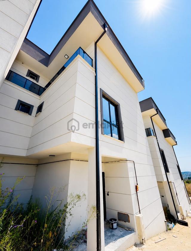 Sahibinden Acil Satılık Triplex Villa 1