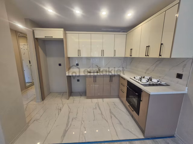 Cantan Emlaktan Yeni Sıfır Çift Asansörlü Kapalı Otoparklı 1+1 Lüks Daire