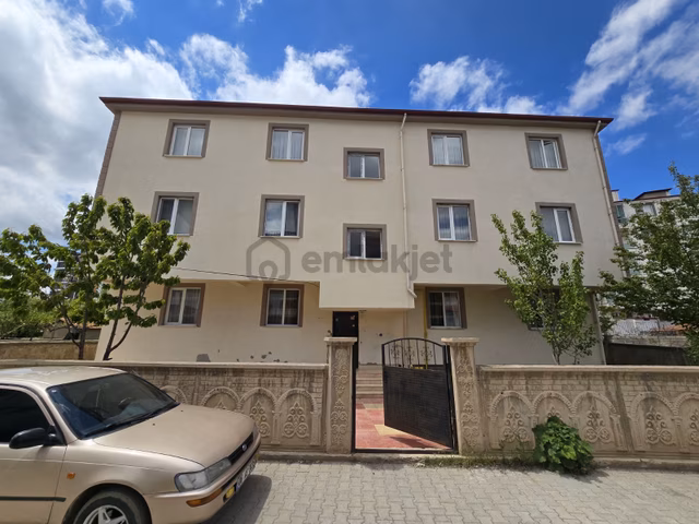 Merkezde Bakımlı, Satılık 3+1 1