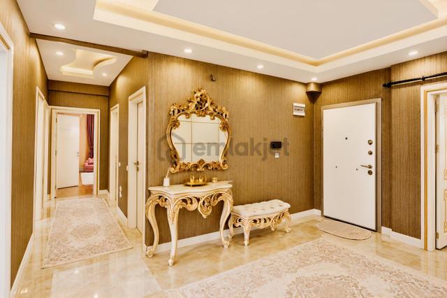 Güzelşehirde Lüks Site İçinde ''4+1 Tek Daire Konforu''