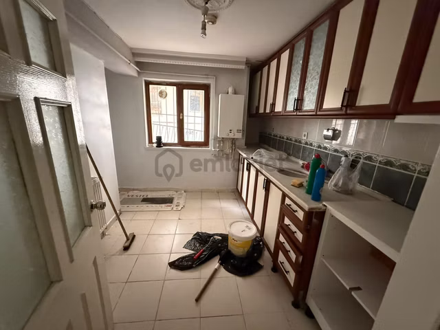 Vatan'da Uyanışta Kat Konumunda Cepheleri Açık 3+1 Bağımsız Balkonlu Kelepir Daire 1