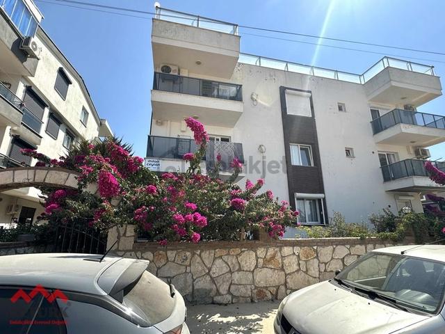 Hisar Mahallesinde Havuzlu Sitede Eşyalı 1+1 Kiralık Daire 1