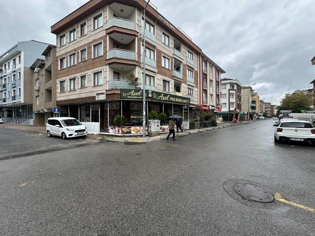 Sarıgazi Merkez Çarşamba Pazarı Cd. Üzeri Devren Börek&pideci