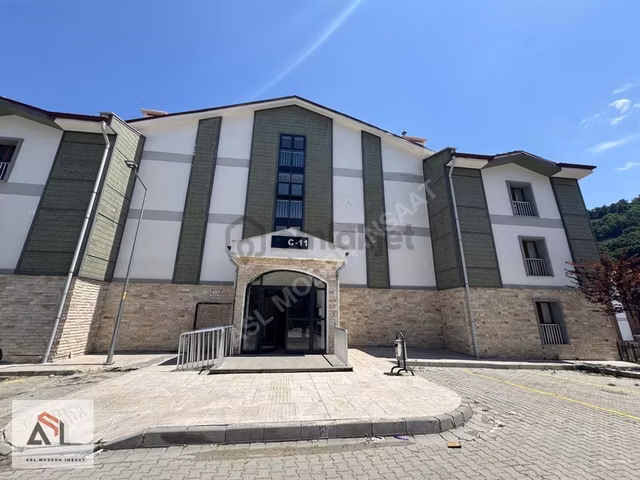Ordu Perşembe Düz Mah.yeni Tokiler 2+1 Devirli Daire