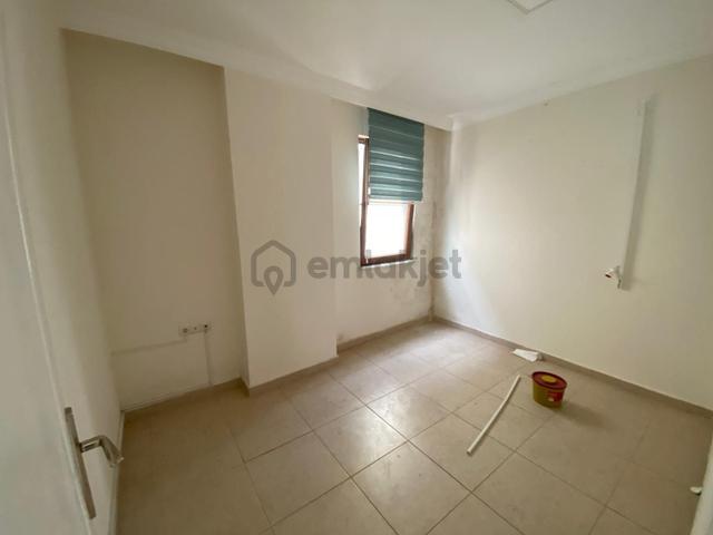 Merkezde Kullanışlı 2+1, Asansörlü, Geniş Ofis 1