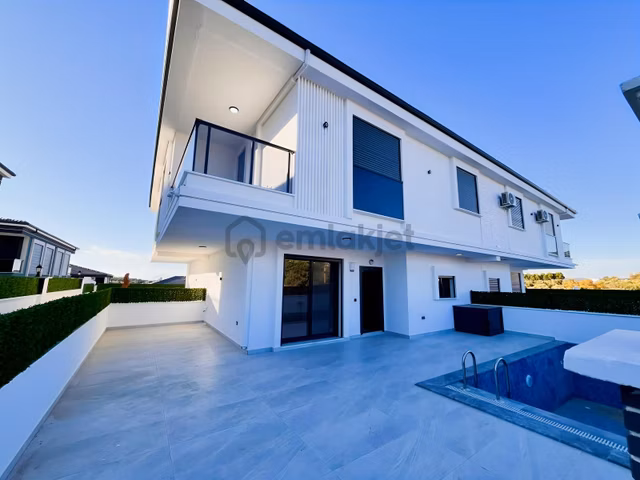 Didim Hisar Mahallesinde 3+1 Müstakil Havuzlu Villa
