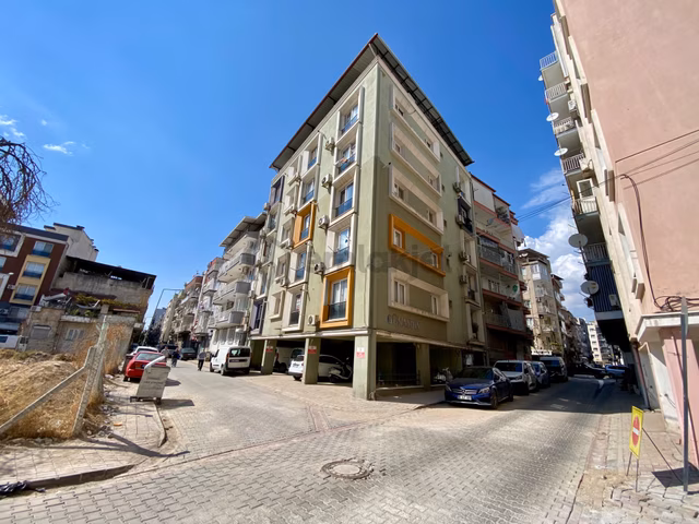 Eab’den Aydın / Efeler Güzelhisar Mahallesi’nde Eşyalı, Kapalı Otoparklı 1+1 Kiralık Daire 1