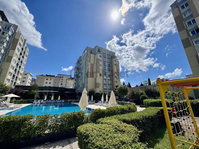 Taşdelen İvory Sitesi Geniş Teraslı Ve Tam Eşyalı Lüks 1+1 Daire 1