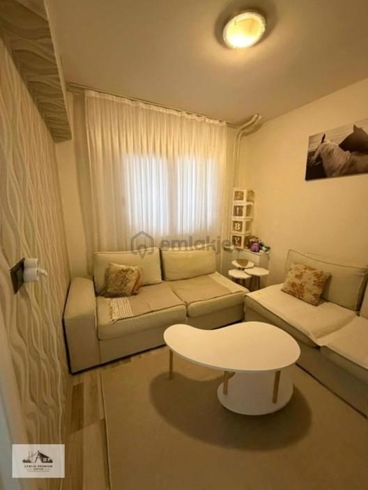 Zeytinköy'de Havuzlu Site İçerisinde Fırsat 2+2 1