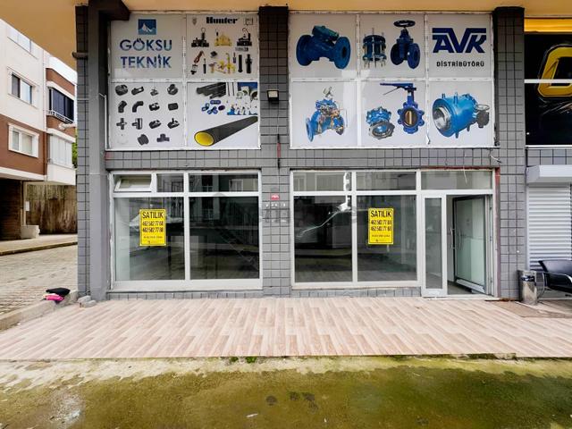 Redstone Dan Yomra Sancak Mah Satılık Dükkan