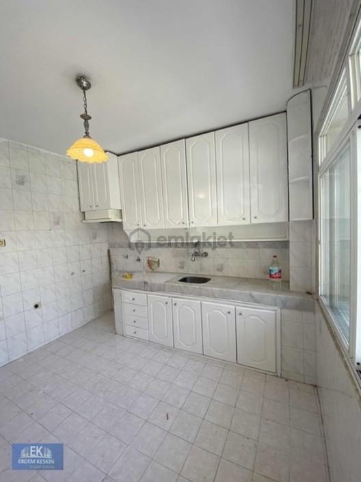 Gaziemir Aktepede 2+1 100m2 Kiralık Daire 1