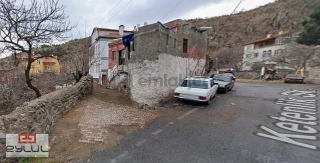 Hisarcık Meydanda - Tek Tapu 2 Katlı Avlulu Ev 1