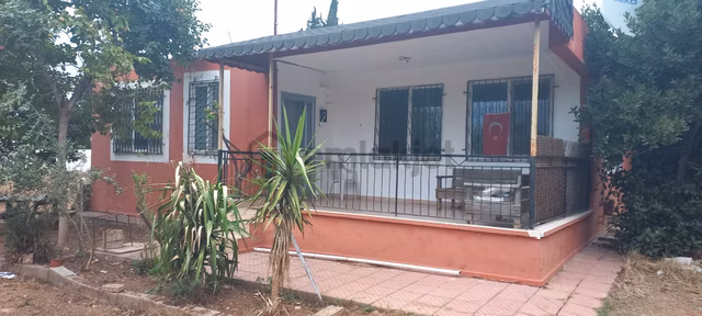 Muratpaşa Kırcamide Yalı Caddesinde 3+1 Mustakil Bahçeli Kiralık 1