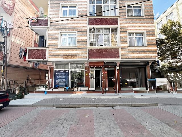 Merobüse 2 Dk Mesafede Her Türlü Faaliyete Uygun Depolu Dükkan 1