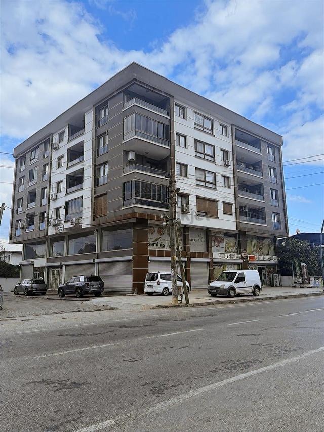 Torbalı Subaşı Mahallesi 3+1 Satılık Köşe Sıfır Daire 1