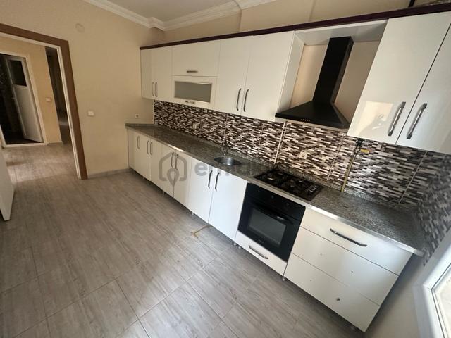 Sürer Emlak`tan Kiralık 2+1 Daire`miz Ara Katta Oturuma Hazır Olmakta 1