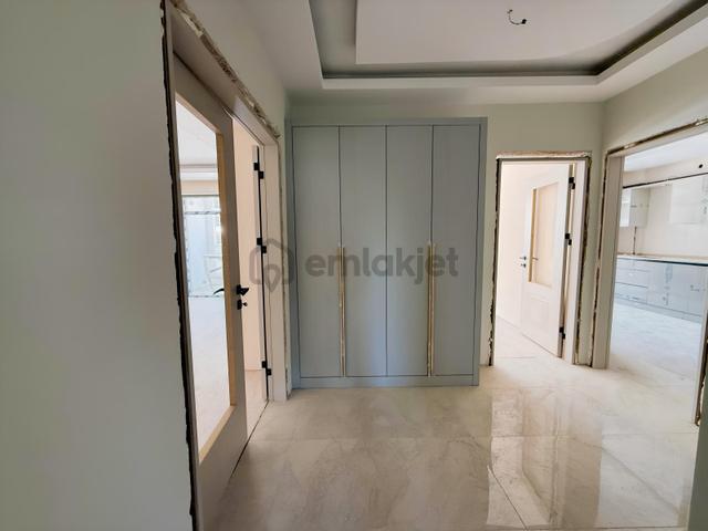 Meram Pirebi Mah. Prestijli Sitede Satılık Lüks 4+1 Sıfır Daire 1