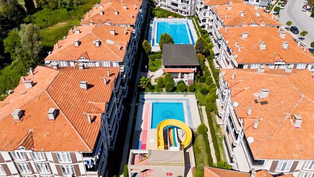 Akkum Mah. Gardenia Evleri 2+1 Deniz Manzaralı Eşyalı Daire 1