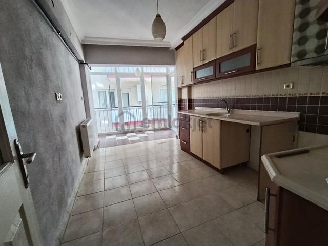 Denizli Şemikler Cinkaya Bulvarı’nda Geniş Kullanımlı 3+1 Kiralık Daire