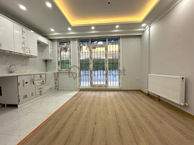 Next House'dan Tramvay Yakını Sıfır Bahçe Kullanımlı 2+1