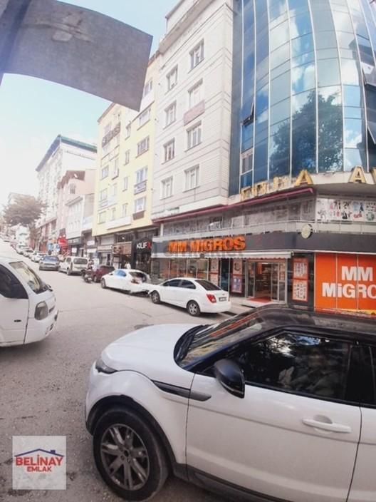 Belinay Emlaktan Merkezin Tam Kalbinde Kiralık 1+1 Eşyasız Daire 1