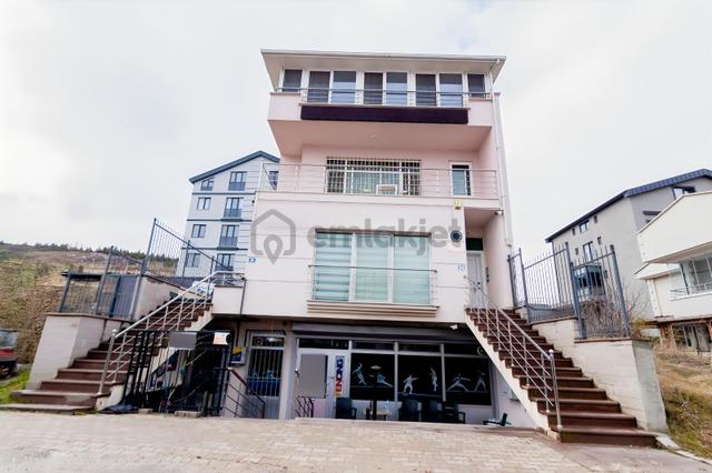 Yaşamkent'de Kök Tapulu 4 Katlı Kök Tapulu Komple Satılık Bina 1