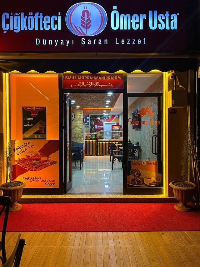 Kaşüstü Merkezde Faal Durumda Yüksek Cirolu İşyeri 1