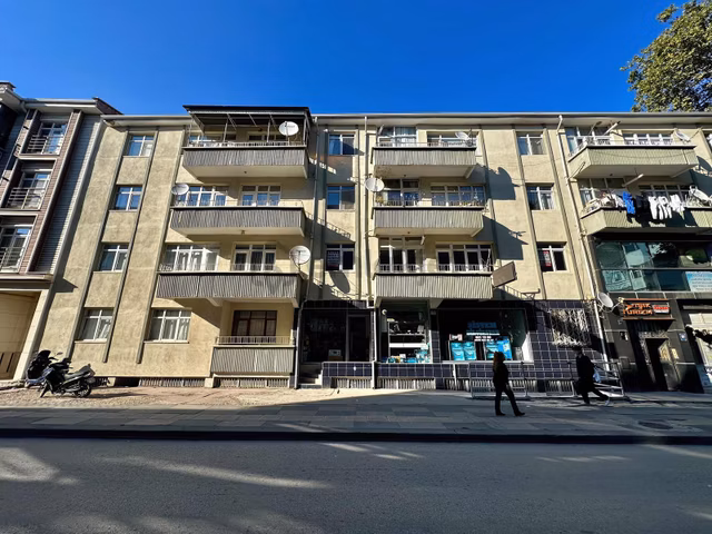 An-ka'dan Merkezde 3+1 Ofis Büro Yapımına Uygun Kiralık Daire 1