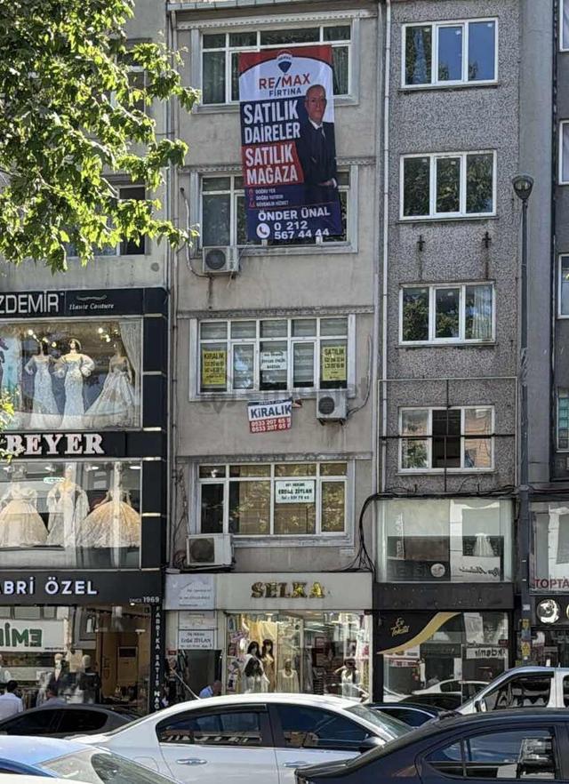 Fevzipaşa Caddesinde İki Adet 1+1 Daireler