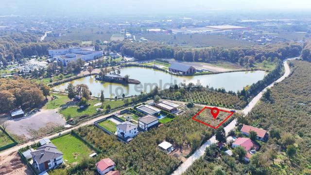 Kw Metsa'dan Muncurlu Gölet Yanında 1038 M² Köşe Satılık Arsa 1