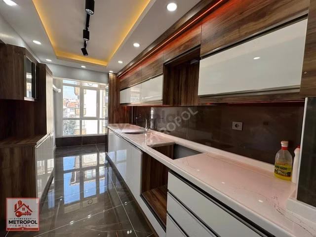 Etimesgut Süvari Mah. Kök Tapu Ön Cephe Full Yapılı 3+1 Daire 1