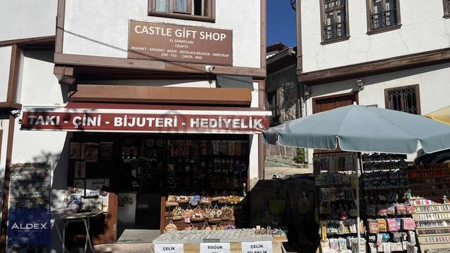 Ankara Kalesinin Dibinde Turistik Ve İşlek Lokasyonda 1