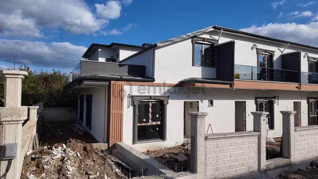 Sarımeşede 126 M2 Bahçeli Köşe Konum Lüks Villa 1