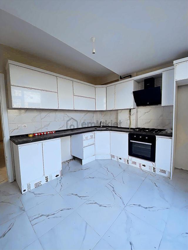 Buluruzdan Cumhuriyet Mah. Kiralık Sıfır 2+1 Daire
