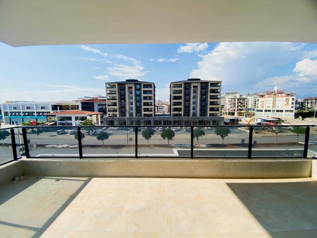 Antalya Serik Emincelerde Site İçerisinde Satılık 3+1 Daire 1