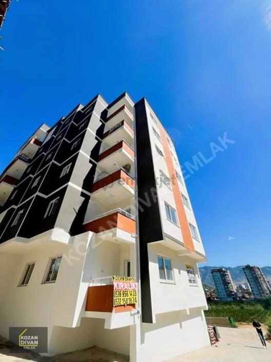 Kozan Divan Emlak'tan Üniversiteye Komşu Kiralık 2+1 1