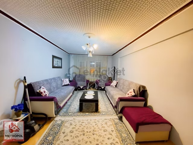 Finansman Kuruluşlarına Uygun Kök Tapu Sağlık Ocağı Yanı 3+1
