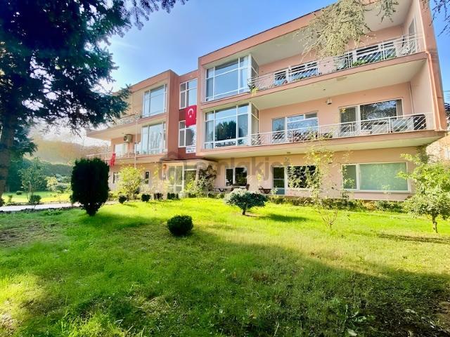 Baltalimanında, Konut Ve İşyeri Kullanımına Uygun Satılık Daire 1