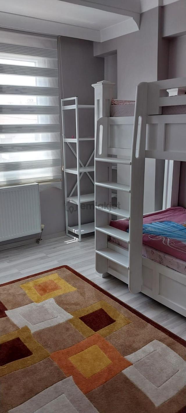 Muratlı İstiklal Kurtpınar'da Eşyalı Kiralık 2+1 Daire 1