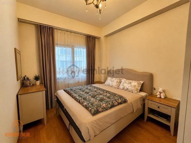 Bayrampaşa Kiptaş Konutlarında Satılık 1+1 Daire