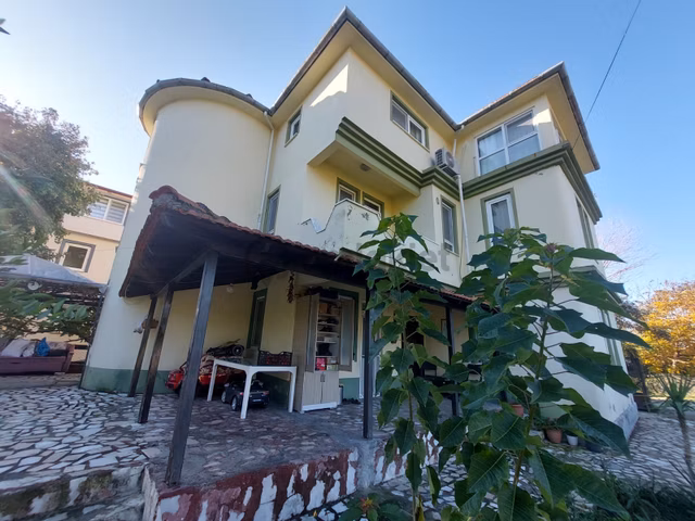 Ortaca Kemaliye De 645 M2 Arazide 7+2 Yüzme Havuzlu Ev Satılık Veya Takas 1