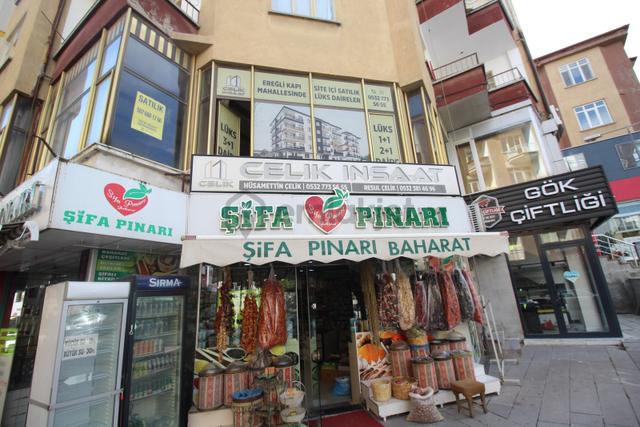 Aksaray Hamidiyede Satılık 1+1 Ofis 1