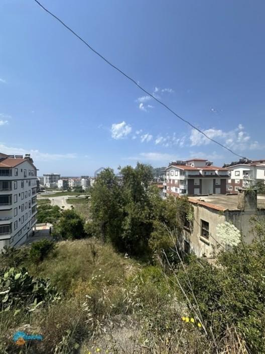 Pazarcı Mahallesinde Deniz Manzaralı Kupon Arsa 1