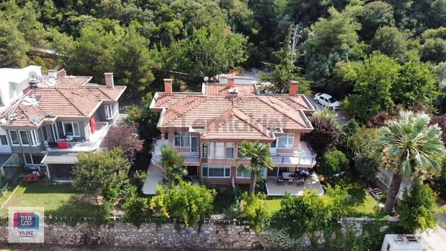 Kurşunlu Tuğtaş Kanarya Sitesinde Kiralık Villa 1