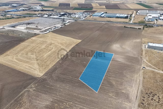 Temelli Cumhuriyet Mahallesinde Sanayi İmarlı 4bin M2 Arsa 1