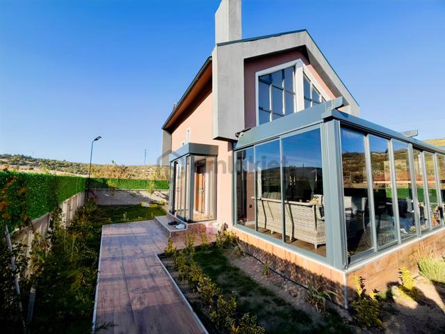 Çamlıdere Beyler'de Maliyetine Acil Satılık Loft Villa 1