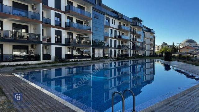 Seferihisar Luwi Rezidans'ta Bahçeli, Geniş 3+1 Kiralık Daire 1