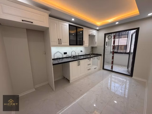 Hicret'den Cevatpaşa Mh'de 3+1,115 M² Lüks Sıfır Ara Kat Daire